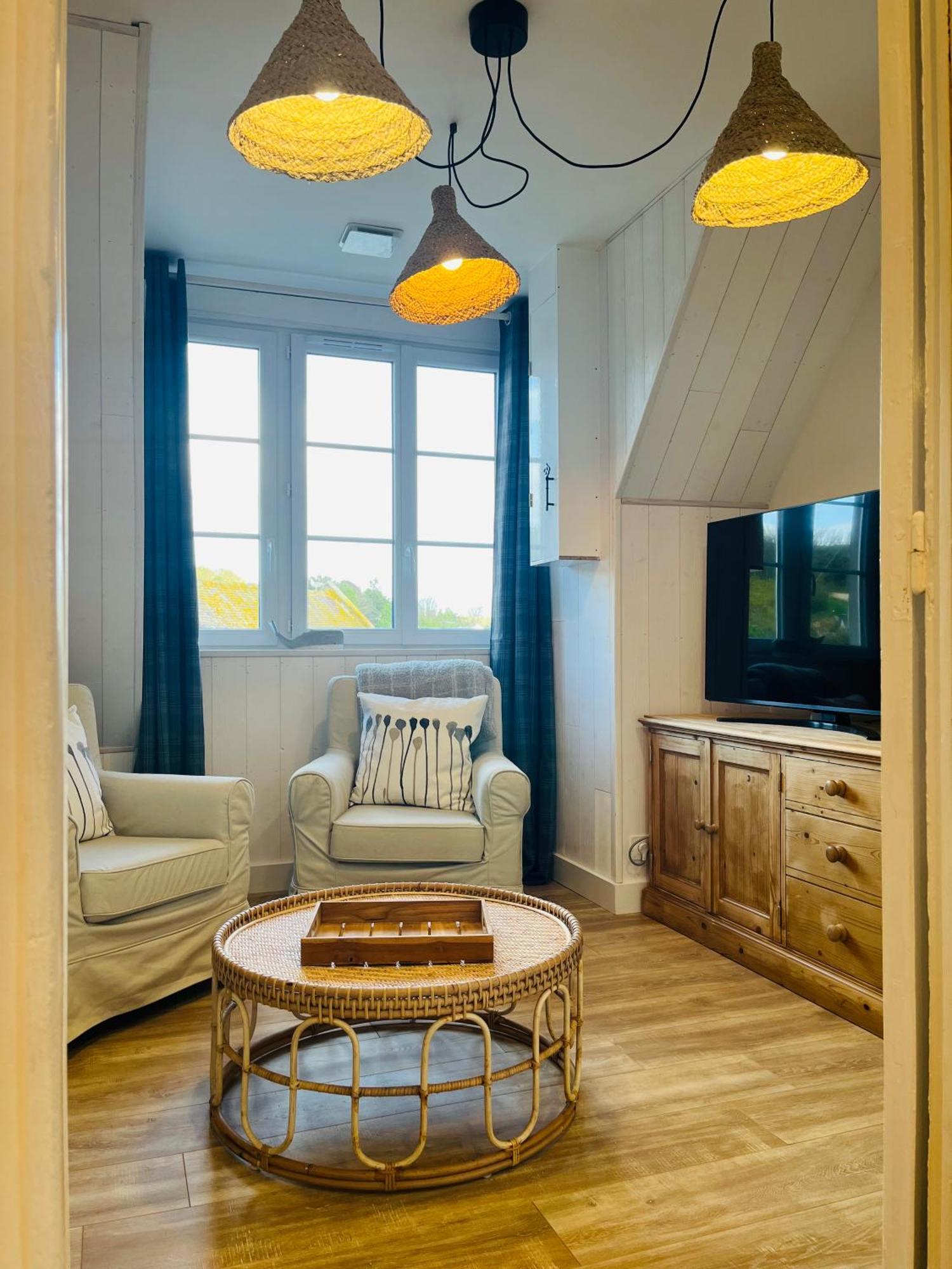 Appartement Cosy Bord De Mer Port-en-Bessin-Huppain Exterior photo