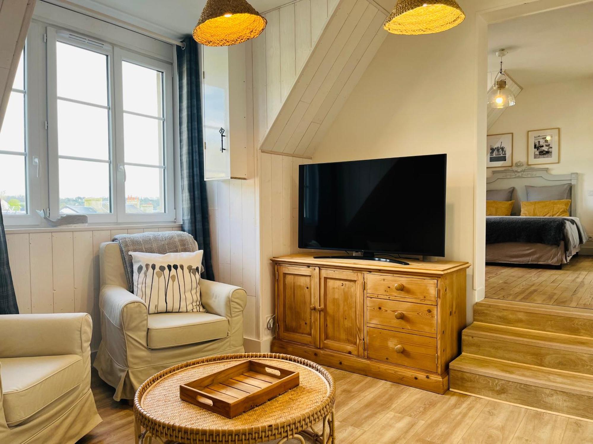 Appartement Cosy Bord De Mer Port-en-Bessin-Huppain Exterior photo