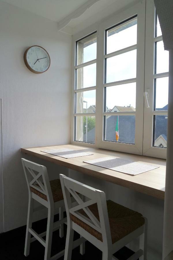 Appartement Cosy Bord De Mer Port-en-Bessin-Huppain Exterior photo